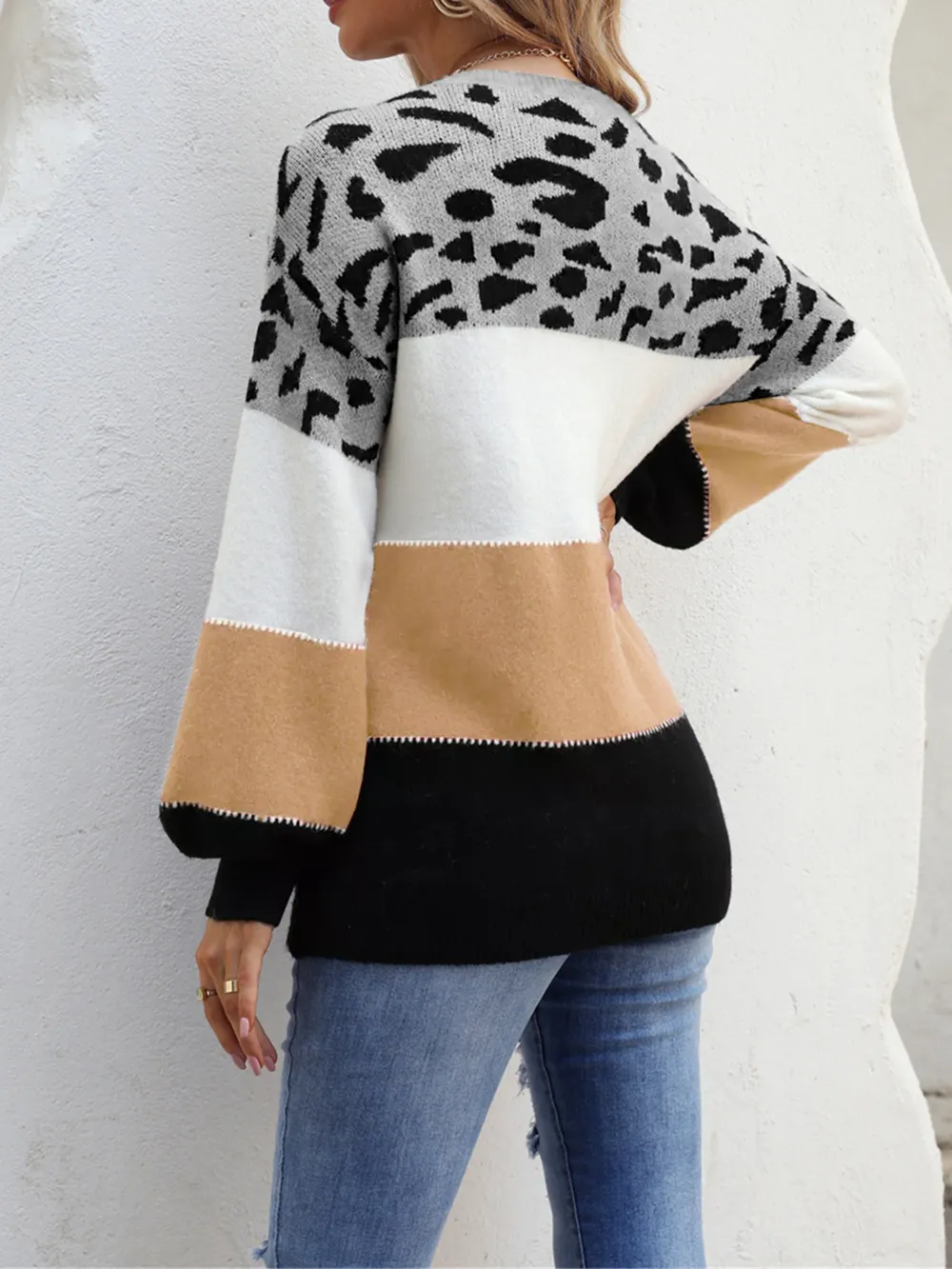 Color Block Round Neck Sweater, image 3