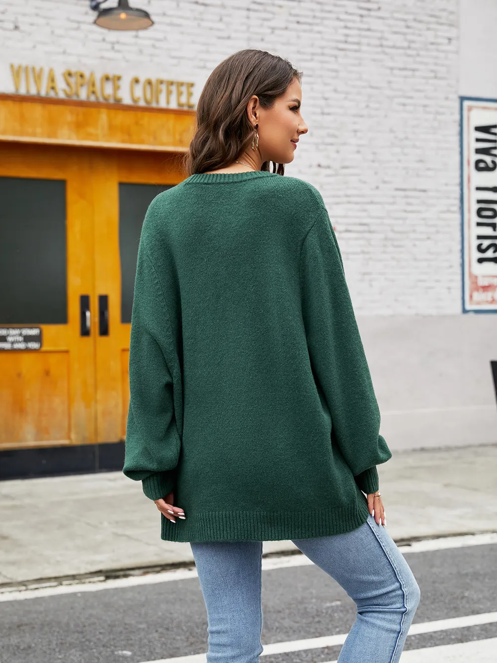 Round Neck Ribbed Trim Sweater, image 3
