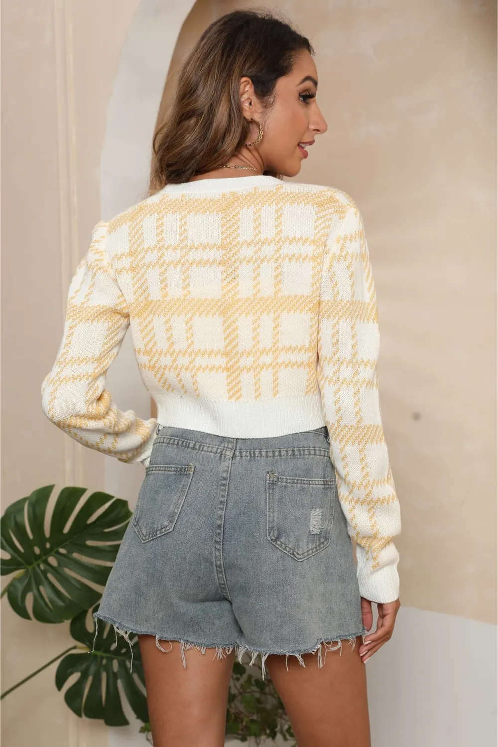 V-Neck Cropped Button-Up Cardigan, image 3