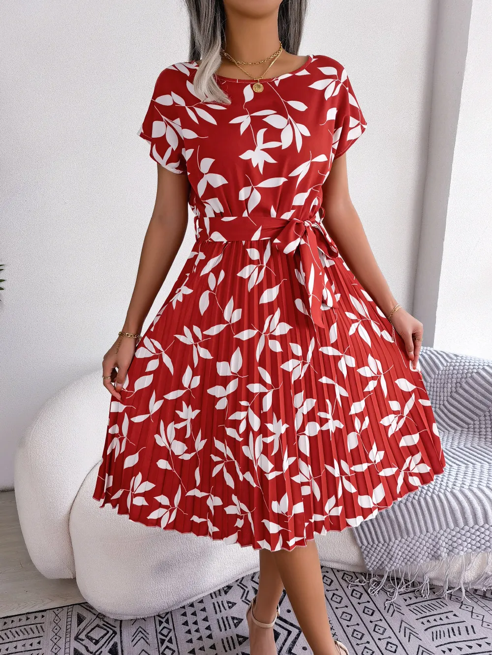 Printed Round Neck Short Sleeve Pleated Dress, image 2
