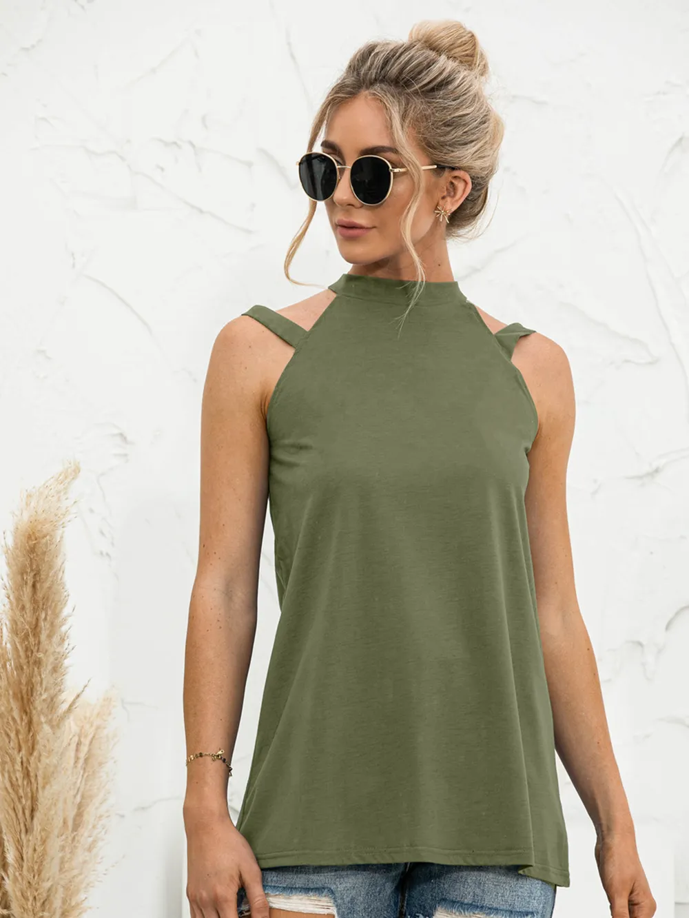 Cutout Mock Neck Tank, image 9