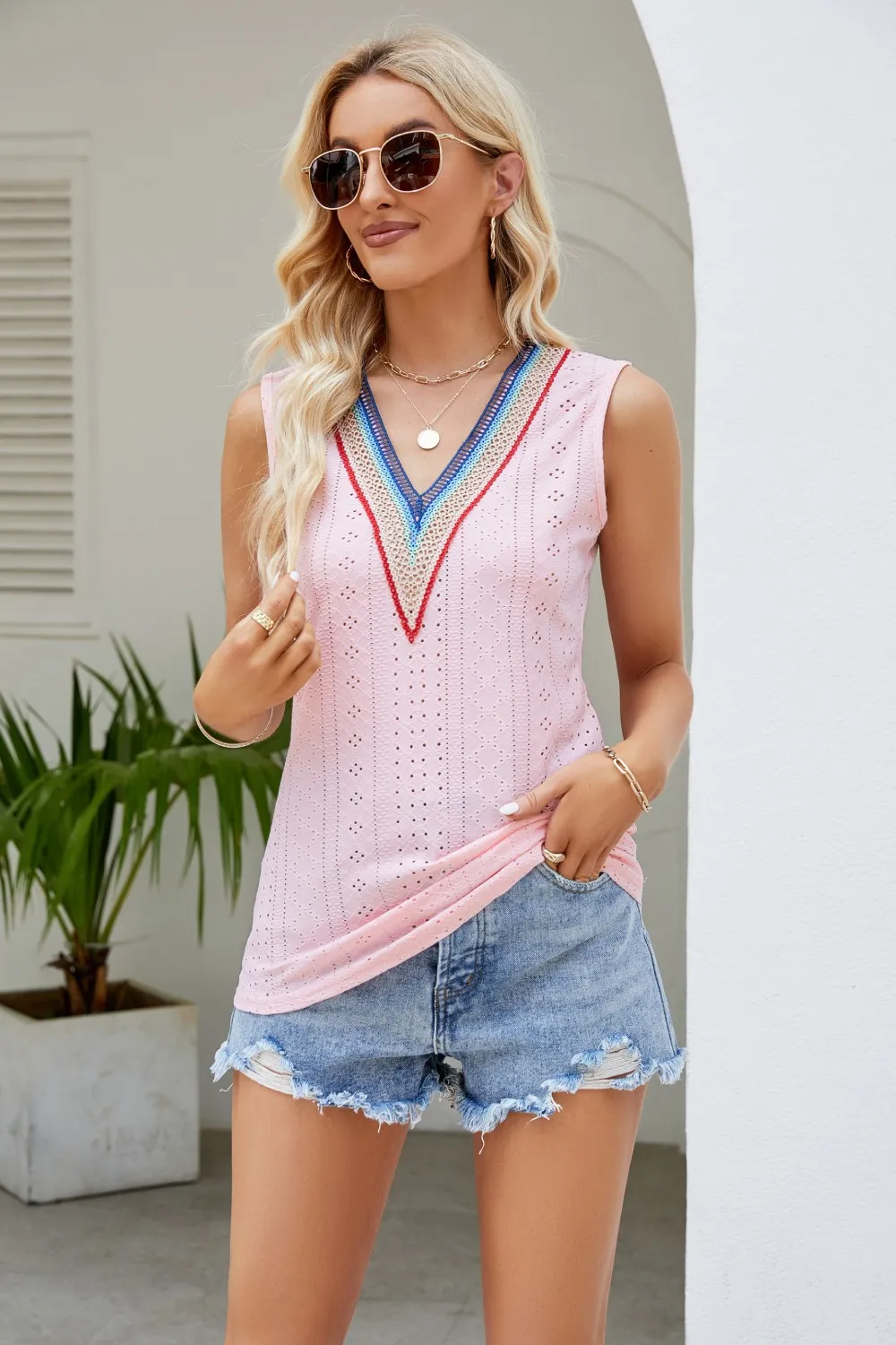 Contrast V-Neck Eyelet Tank, image 17