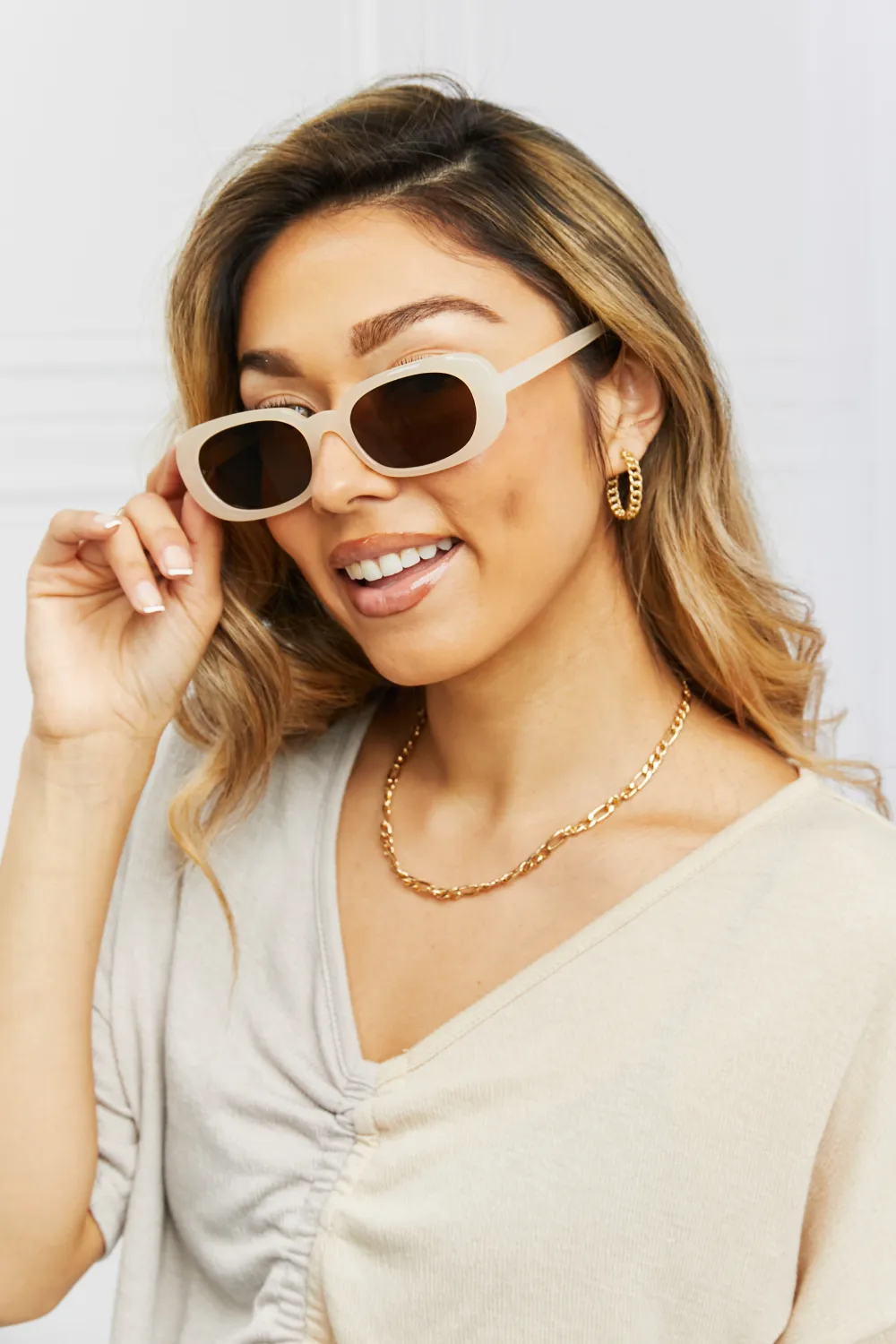 Oval Full Rim Sunglasses, image 11