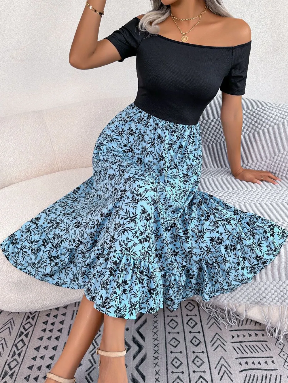 Printed Off-Shoulder Ruffle Hem Dress, image 4