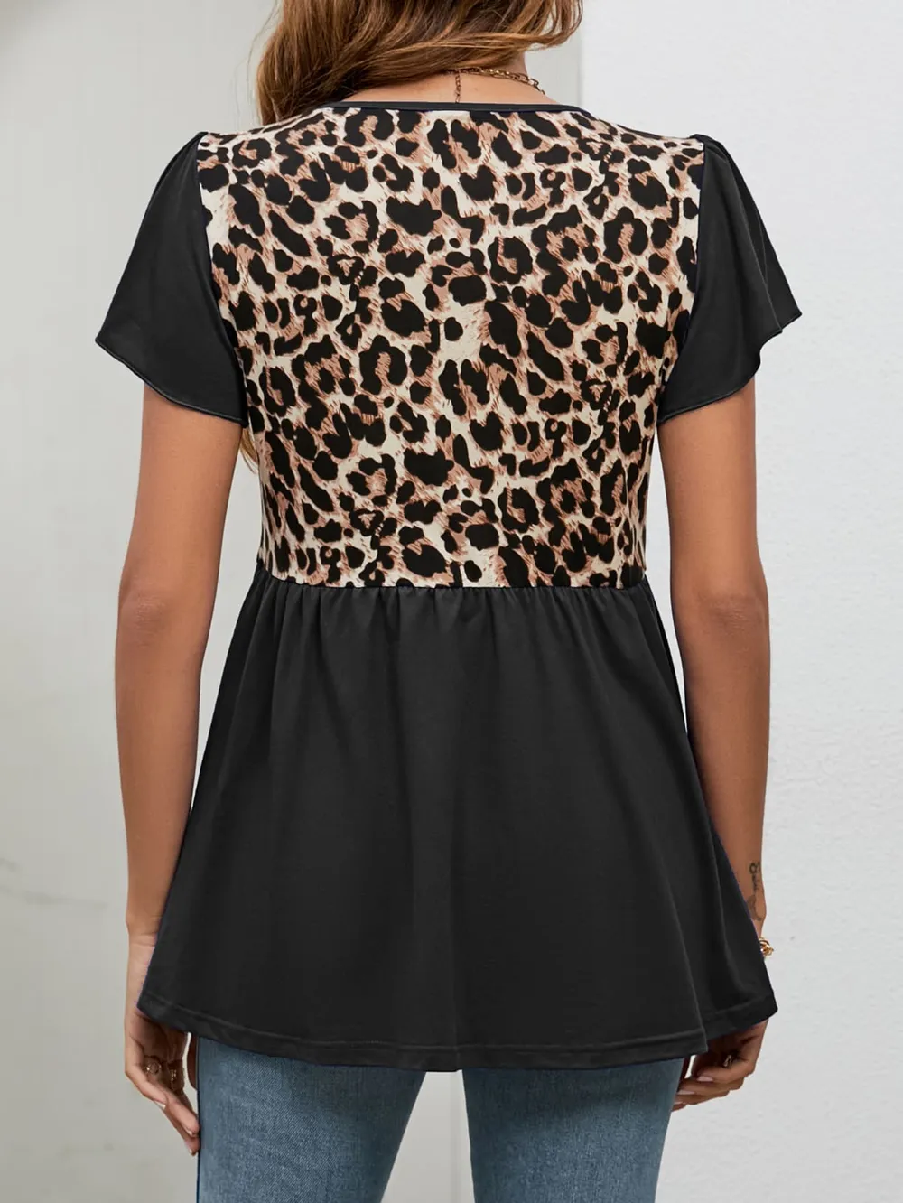 Leopard Round Neck Flutter Sleeve Babydoll Blouse, image 3