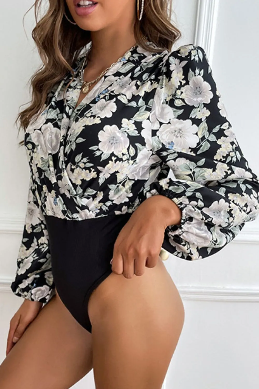 Floral Surplice Neck Puff Sleeve Bodysuit, image 5