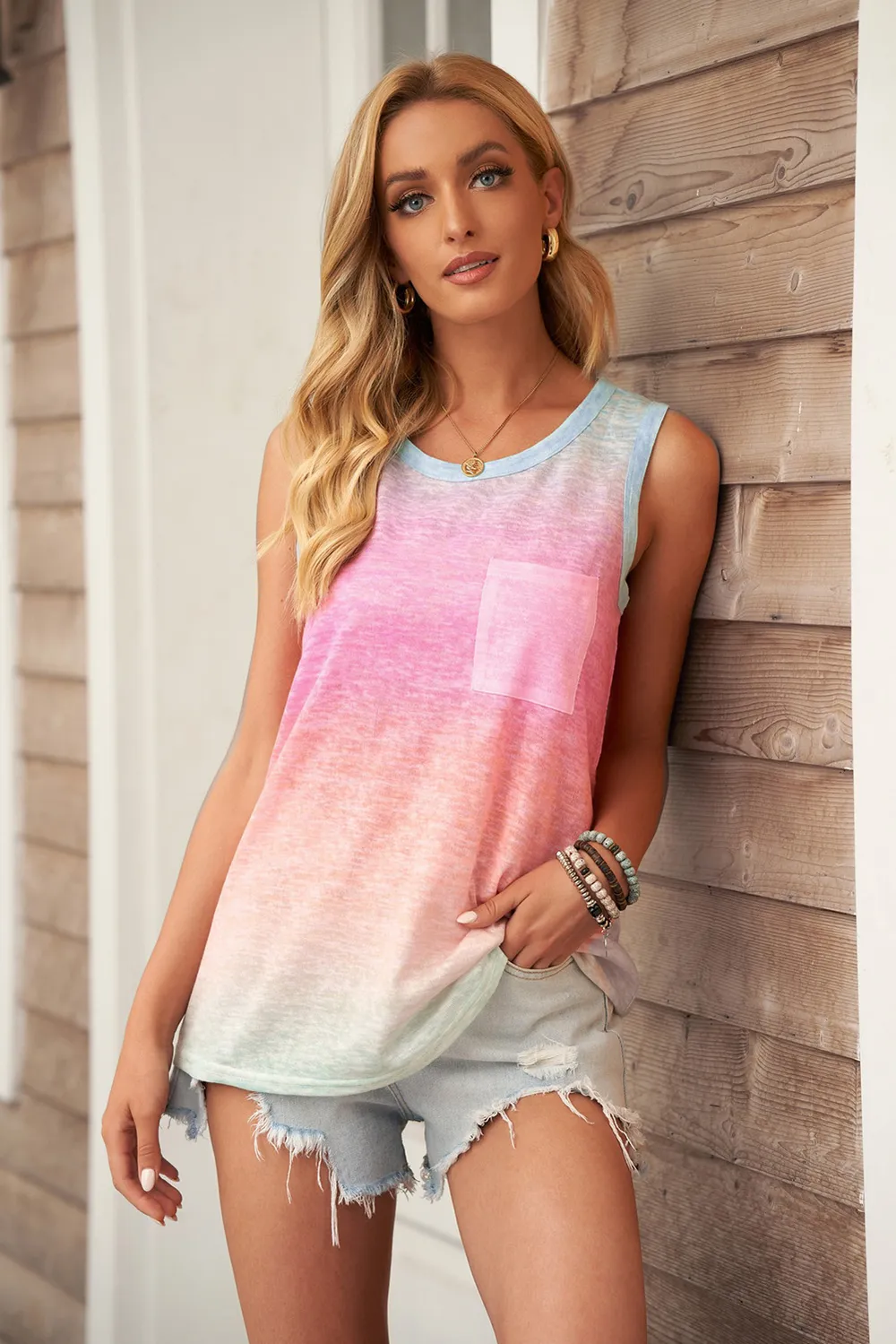 Gradient Pocket Tank, image 4