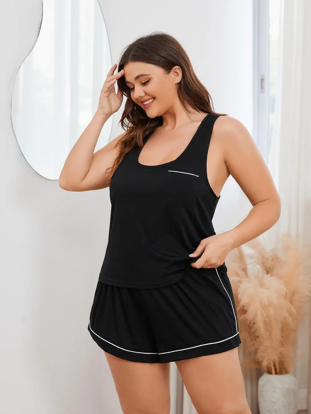 Plus Size Contrast Piping Racerback Tank and Shorts Lounge Set, image 13