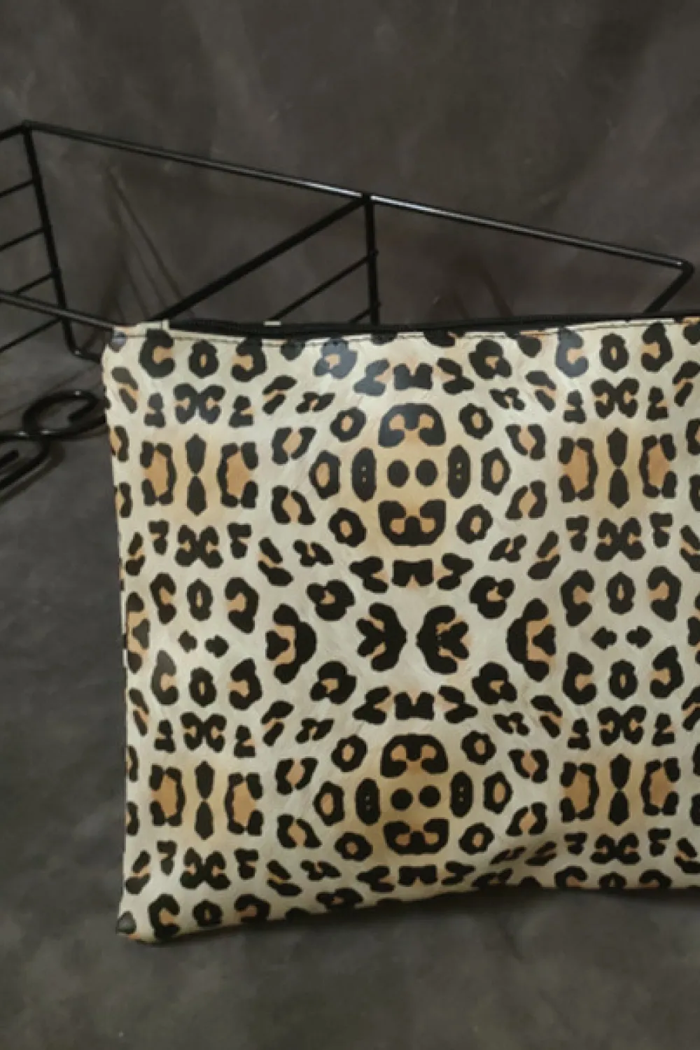 Leopard PU Leather Clutch, image 3