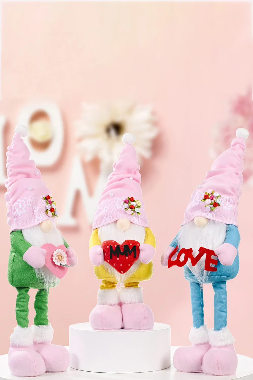 Mother's Day Pearl Decor Faceless Gnome, image 2