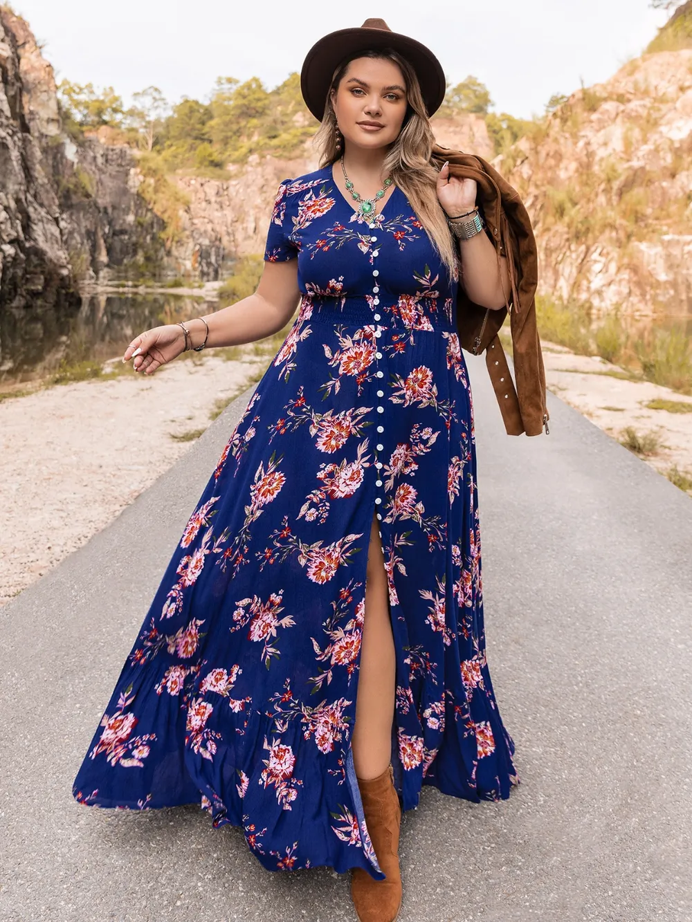 Plus Size V-Neck Maxi Dress, image 4