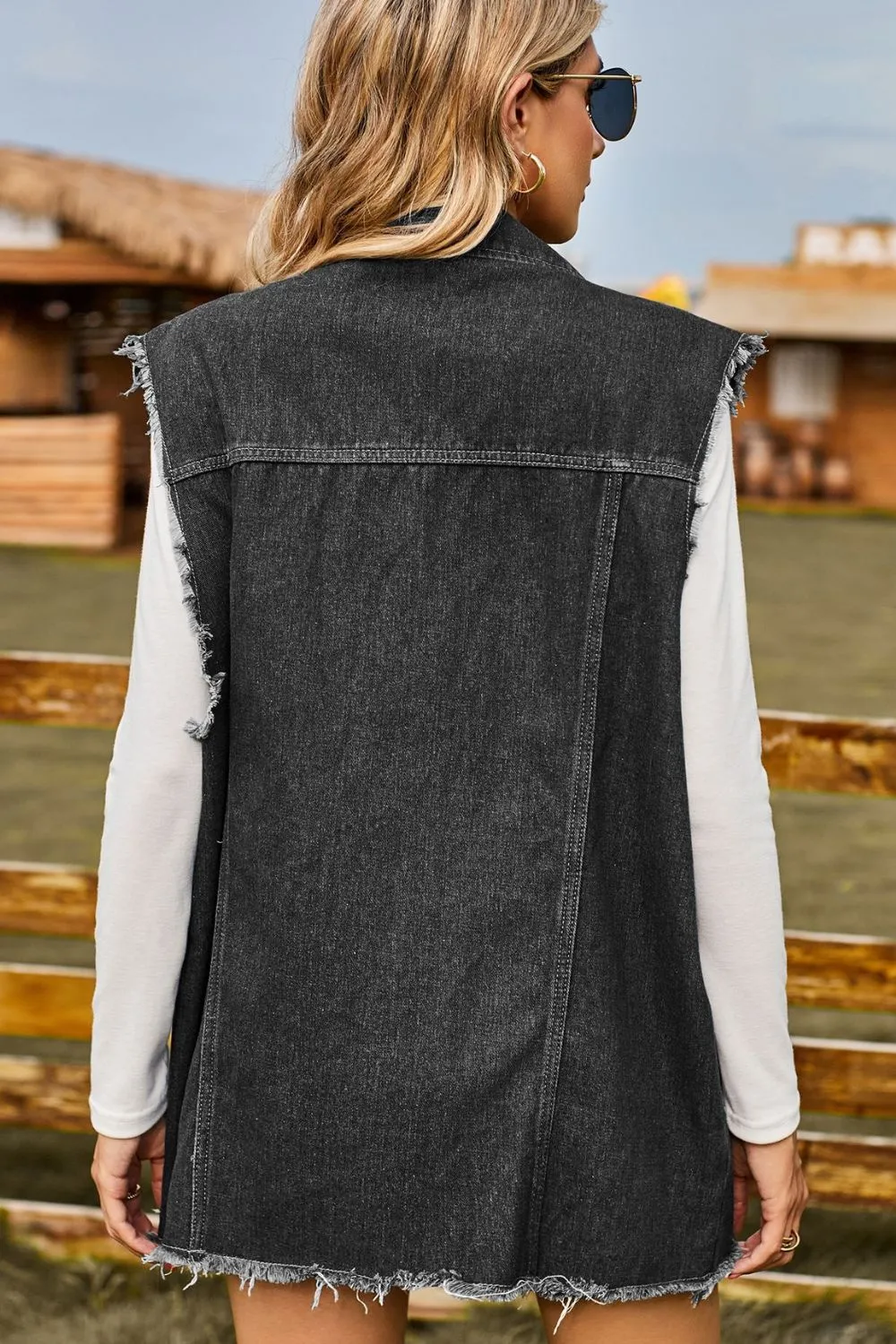 Sleeveless Button-Up Collared Denim Top with Pockets, image 9