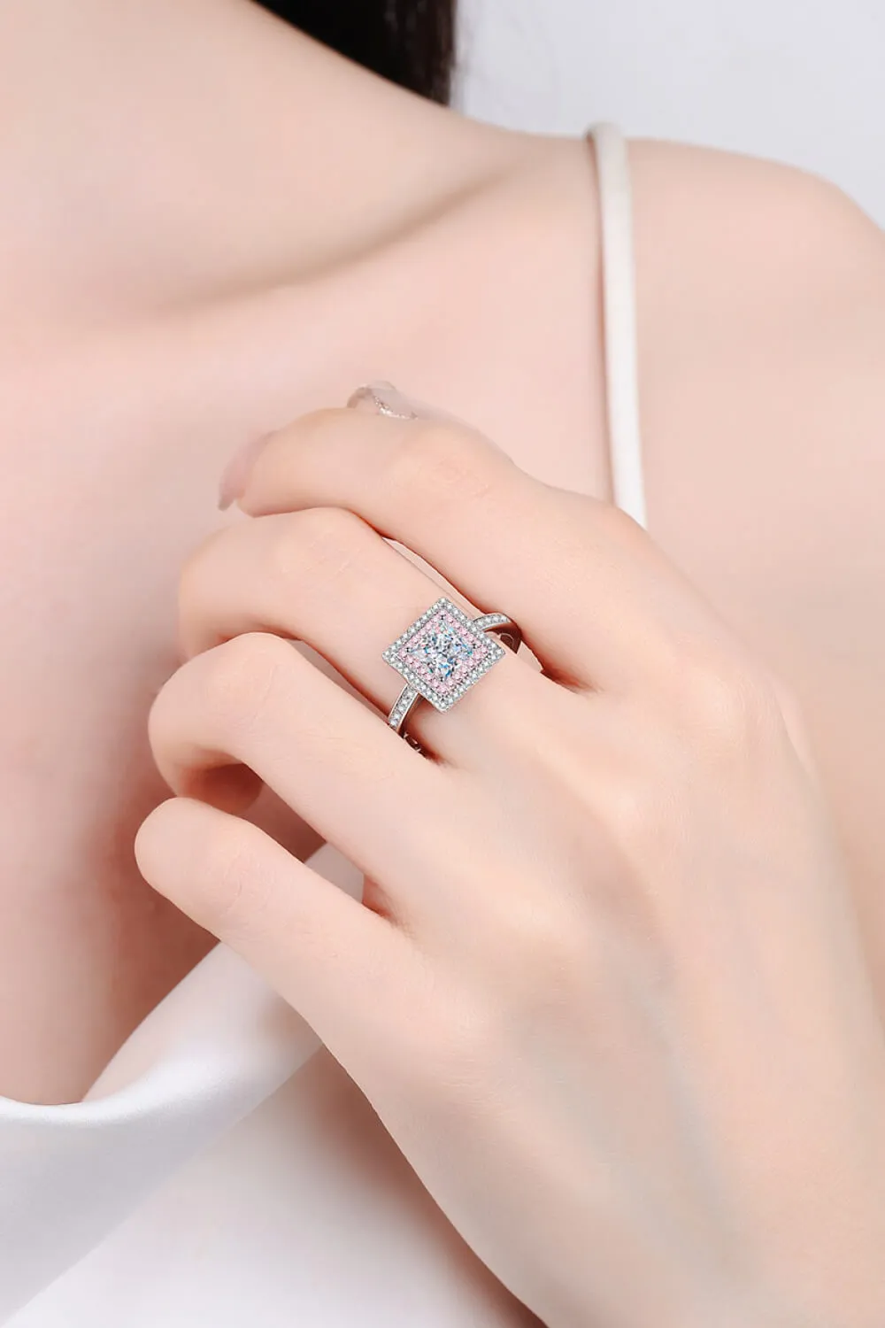 Stay Elegant 1 Carat Moissanite Ring, image 3
