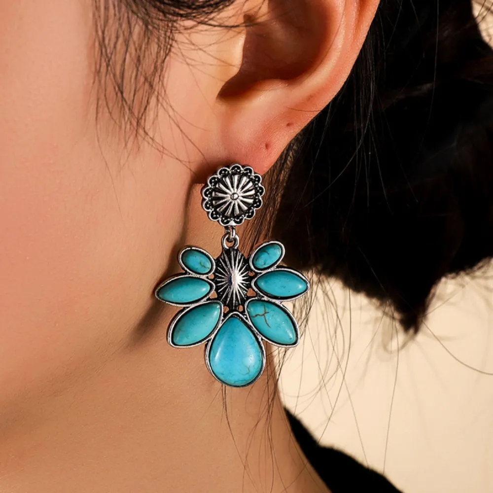 Artificial Turquoise Flower Earrings, image 3