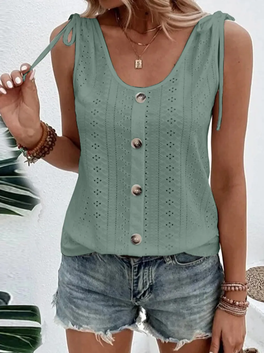 Full Size Scoop Neck Sleeveless Tank Top, image 11