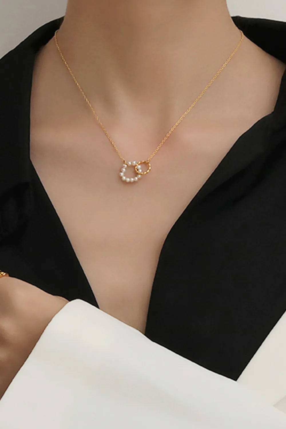 Pearl Hoop Link Pendant Necklace, image 2