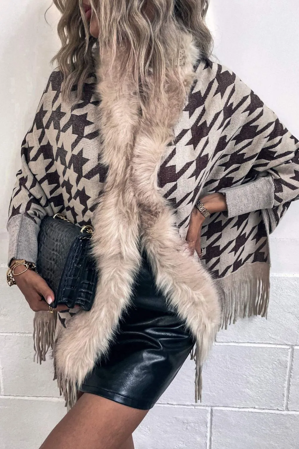 Houndstooth Fringe Hem Poncho, image 4