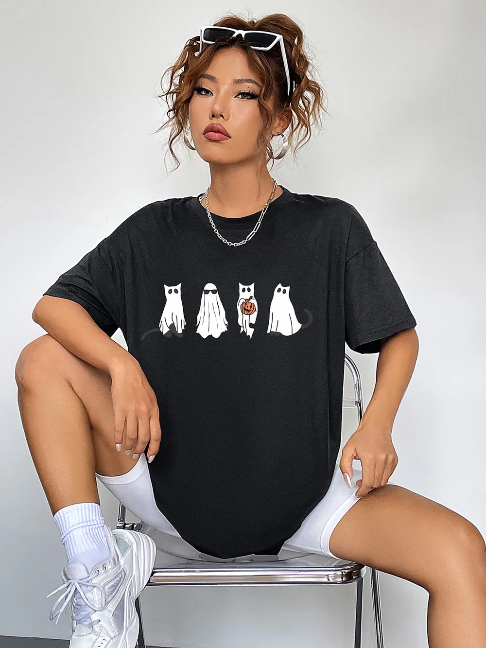Round Neck Short Sleeve Ghost Graphic T-Shirt, image 3