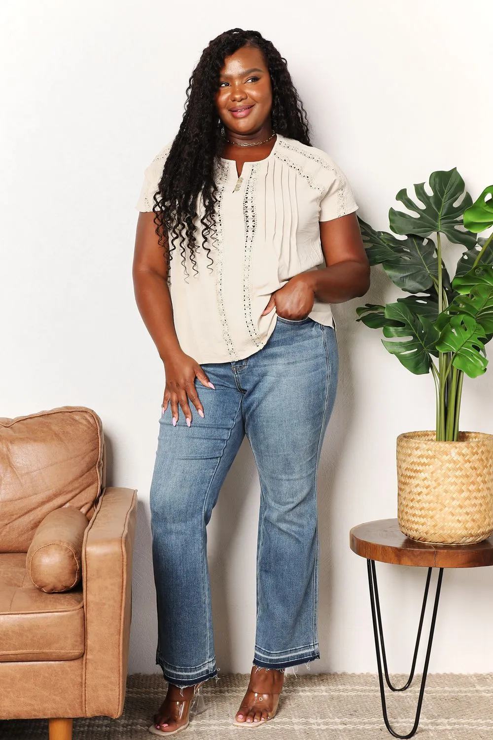Crochet Buttoned Short Sleeves Top, image 4