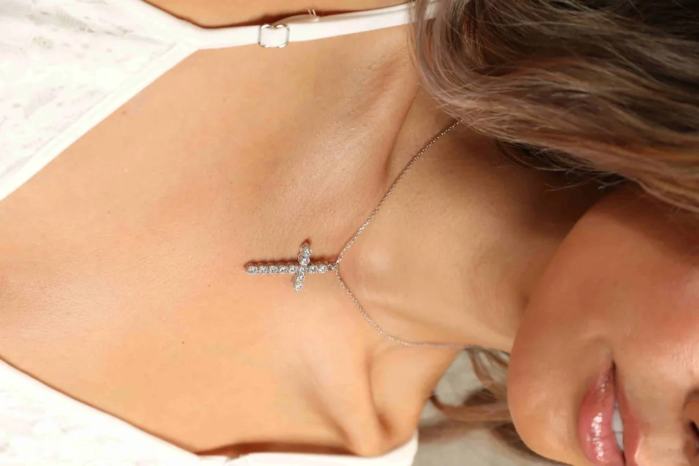 925 Sterling Silver Cross Moissanite Necklace, image 10