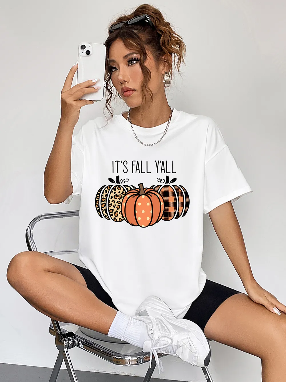 IT'S FALL Y'ALL Graphic T-Shirt, image 4