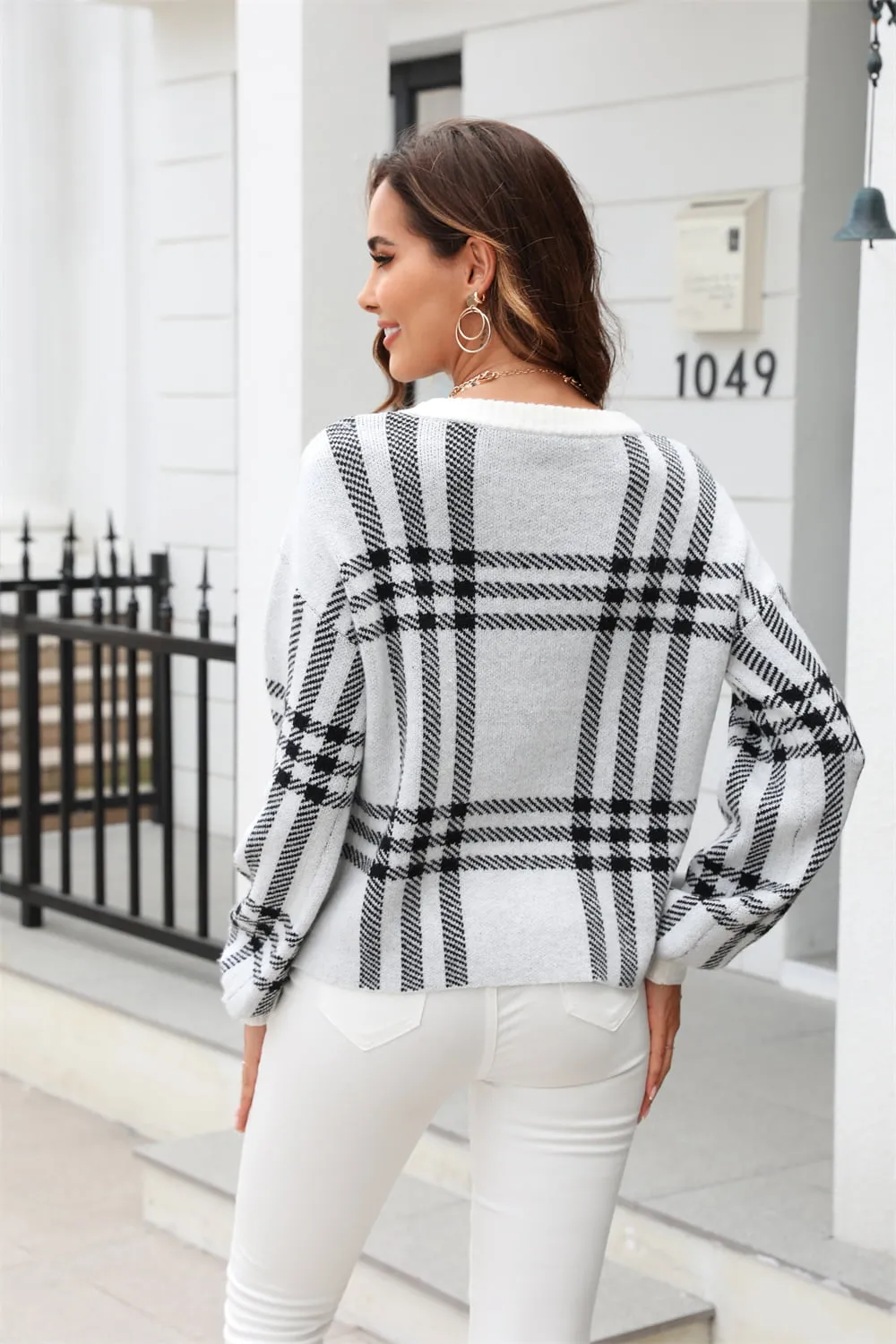 Printed Round Neck Dropped Shoulder Sweater, image 3