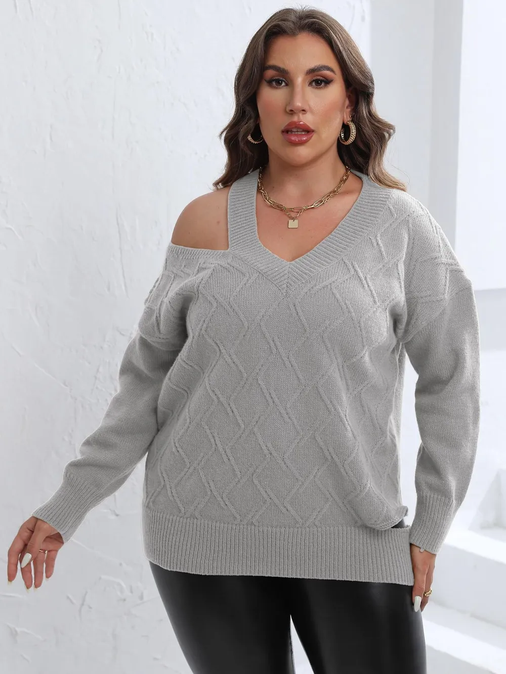 Plus Size Cutout V-Neck Sweater, image 5