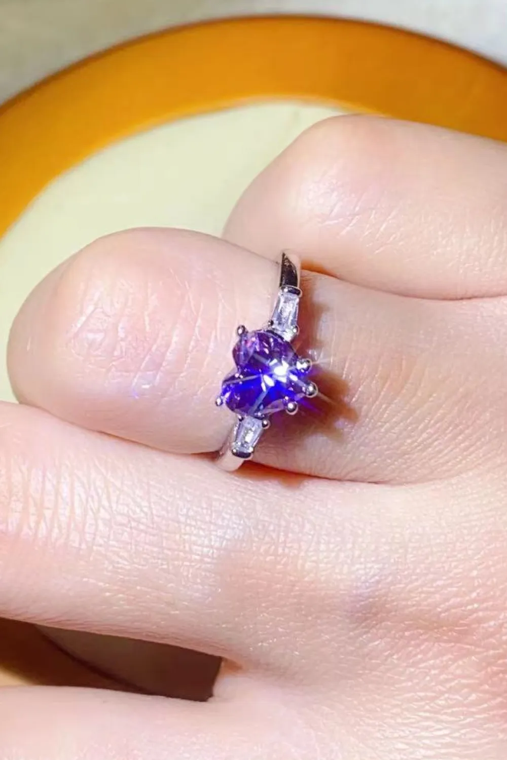 1 Carat Moissanite Heart-Shaped Platinum-Plated Ring in Purple, image 2