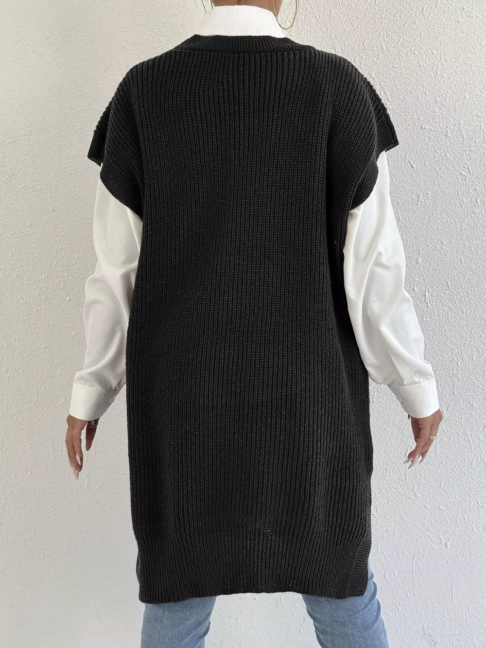 Oversized V-Neck Sweater Vest, image 20