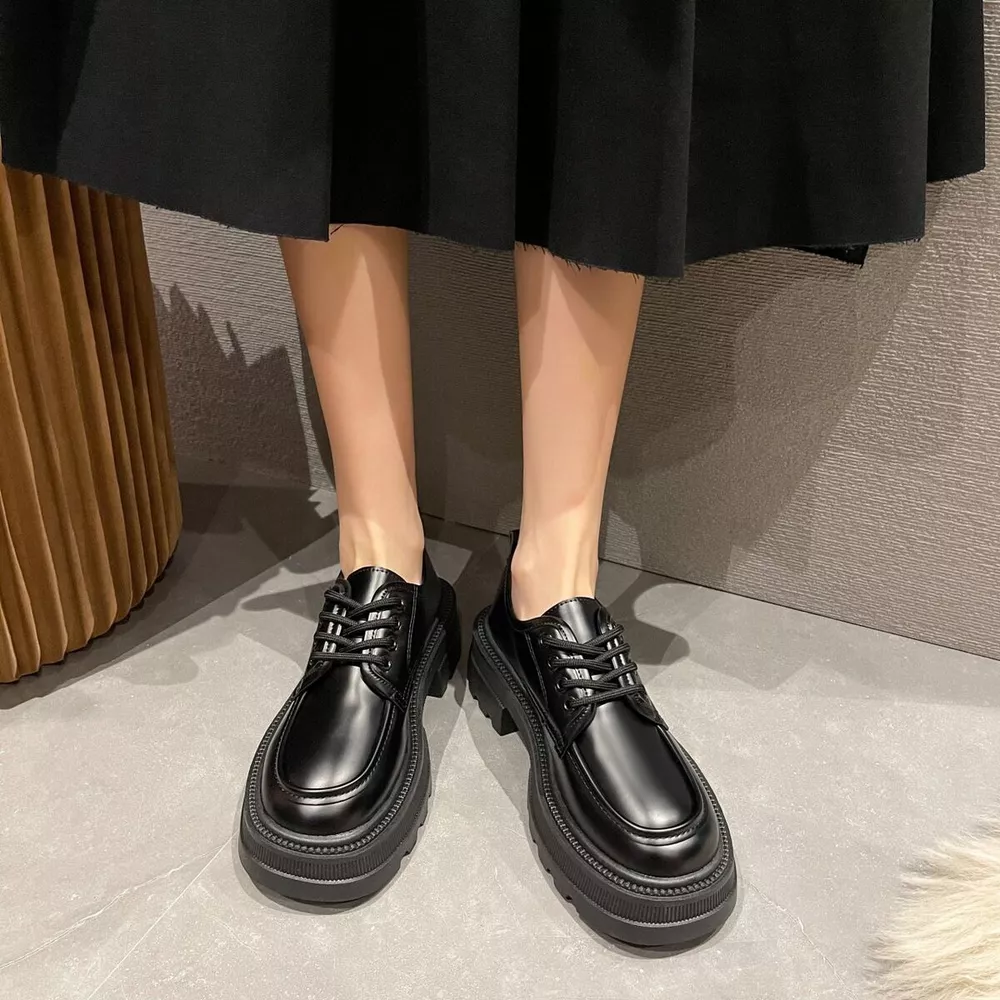 Chunky Platform Lace-Up Loafers with Glossy Finish, image 2