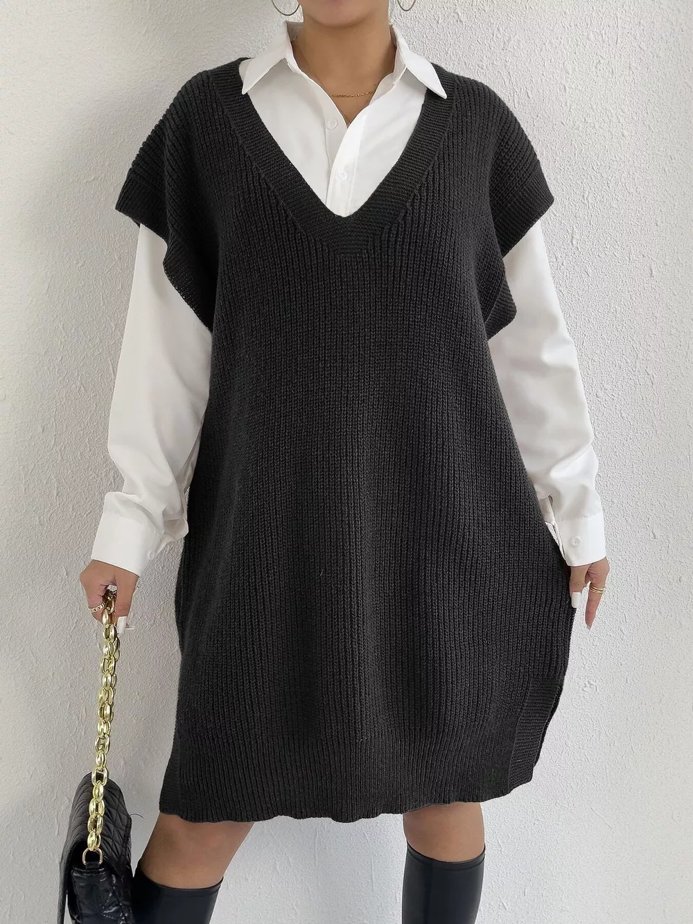 Oversized V-Neck Sweater Vest, image 17