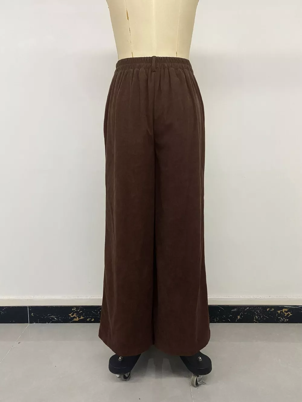 High-Waisted Wide-Leg Pants, image 11