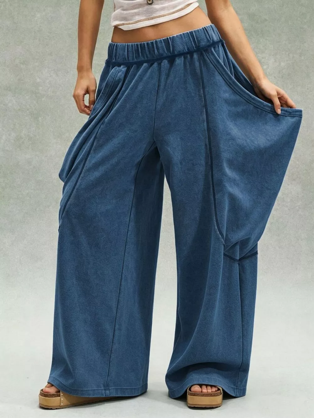 Oversized Wide-Leg Cargo Pants, image 5