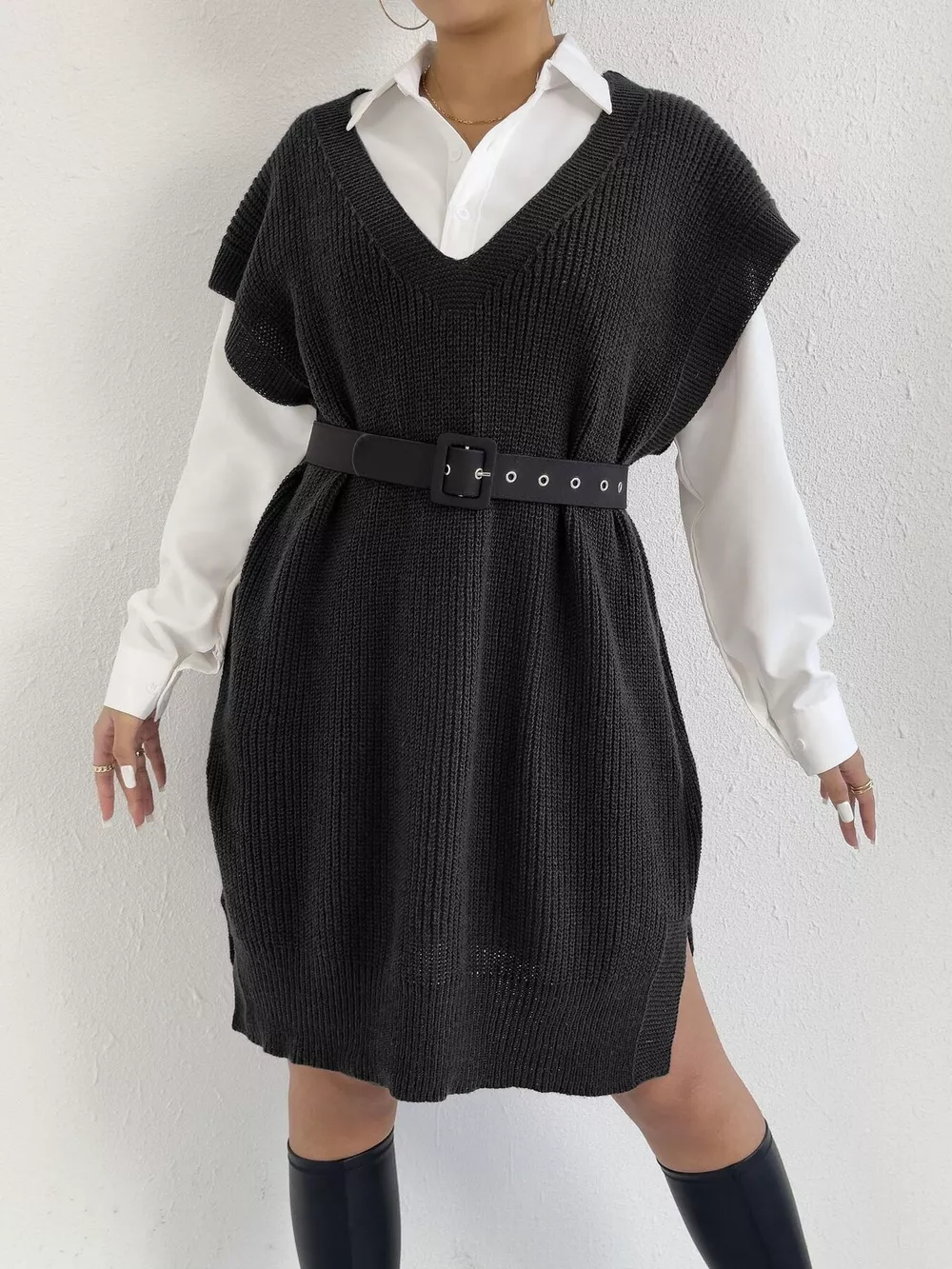 Oversized V-Neck Sweater Vest, image 19