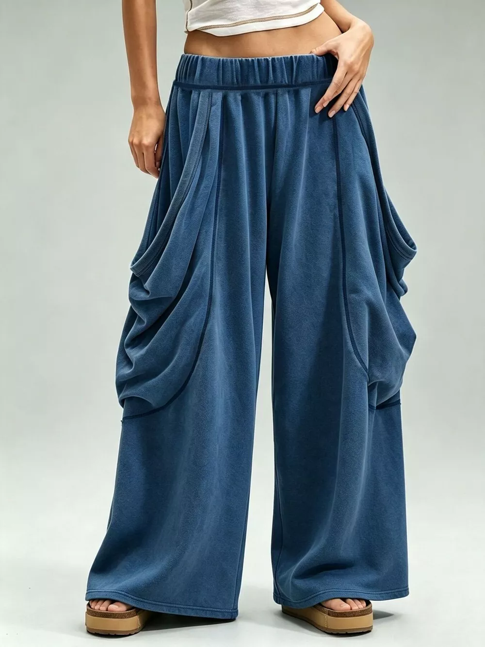 Oversized Wide-Leg Cargo Pants, image 3