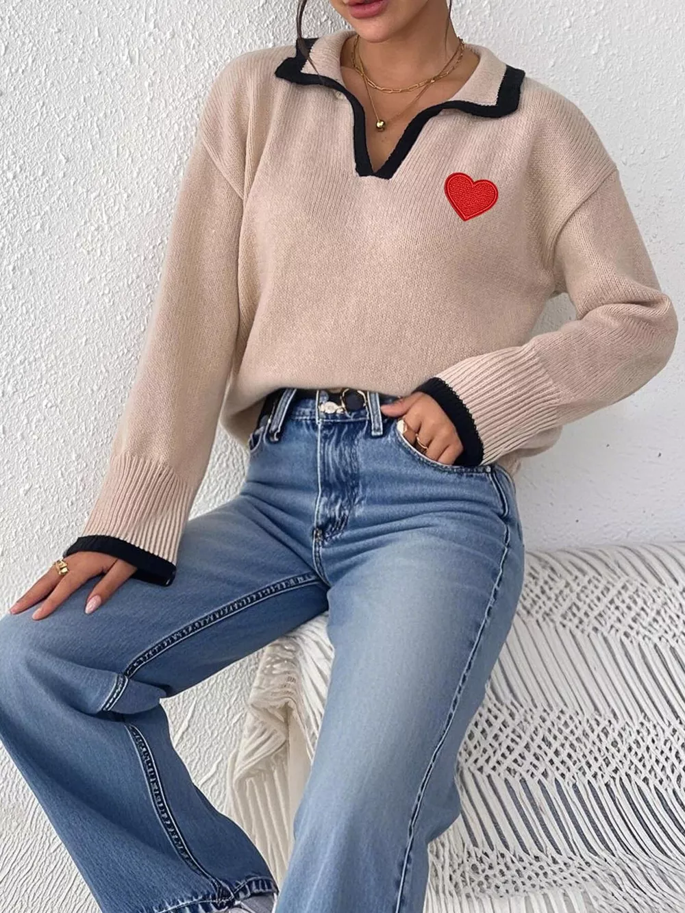 Contrast Trim Heart Embroidered Polo Collar Sweater, image 3