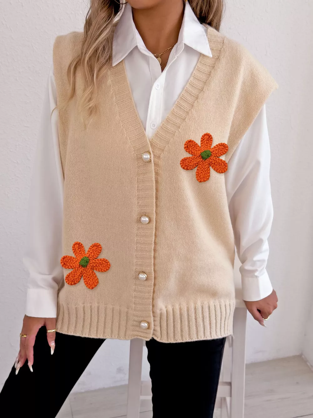 Flower V-Neck Sleeveless Cardigan, image 2