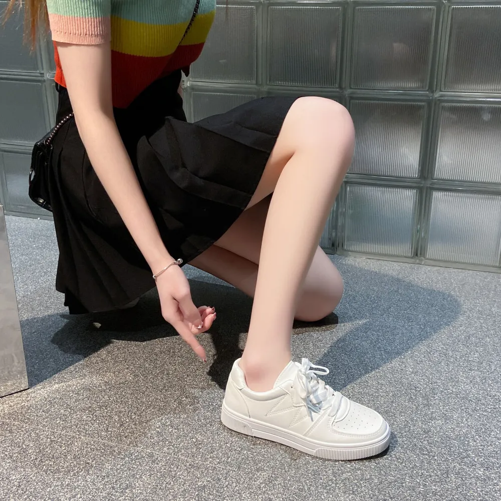 Low-Top Lace-Up Breathable Sneakers, image 8