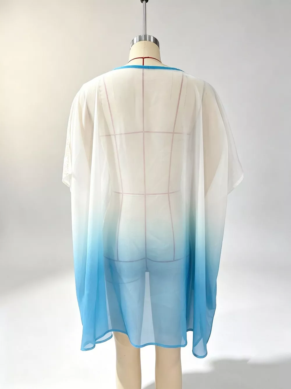 Full Size Gradient Flowy Batwing Sleeve Blouse Plus Size, image 4