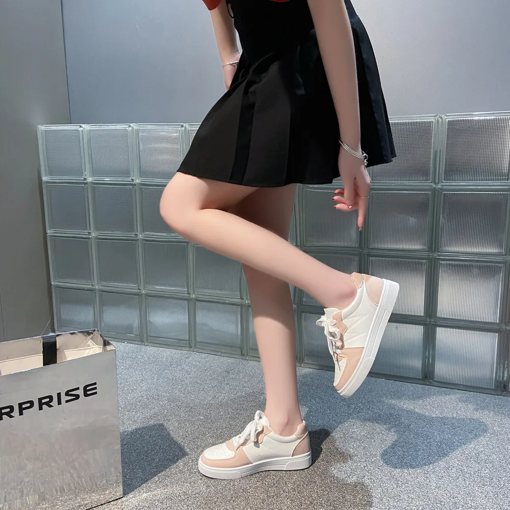 Low-Top Lace-Up Breathable Sneakers, image 3