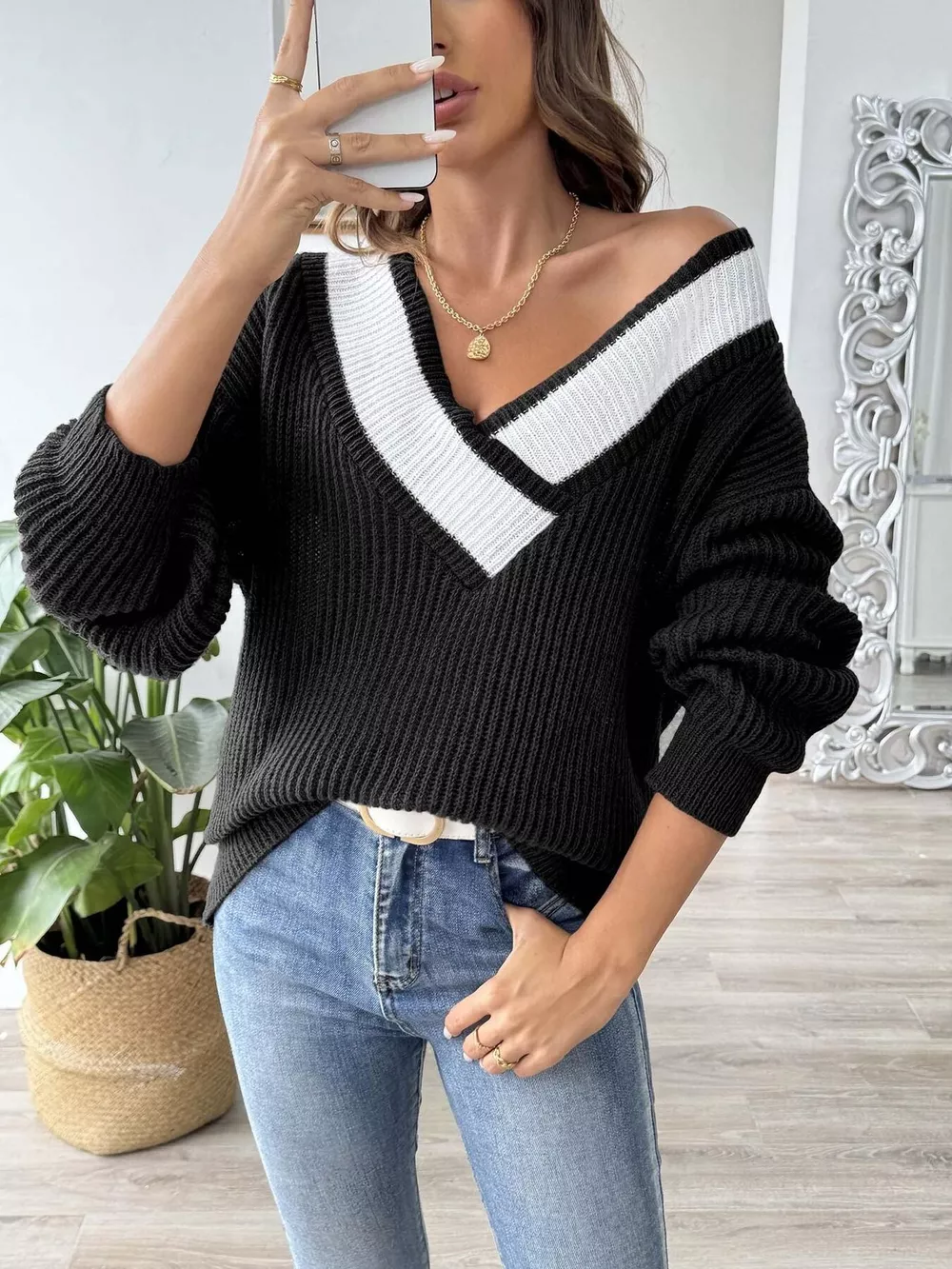 Contrast Trim V-Neck Ribbed Sweater, image 11