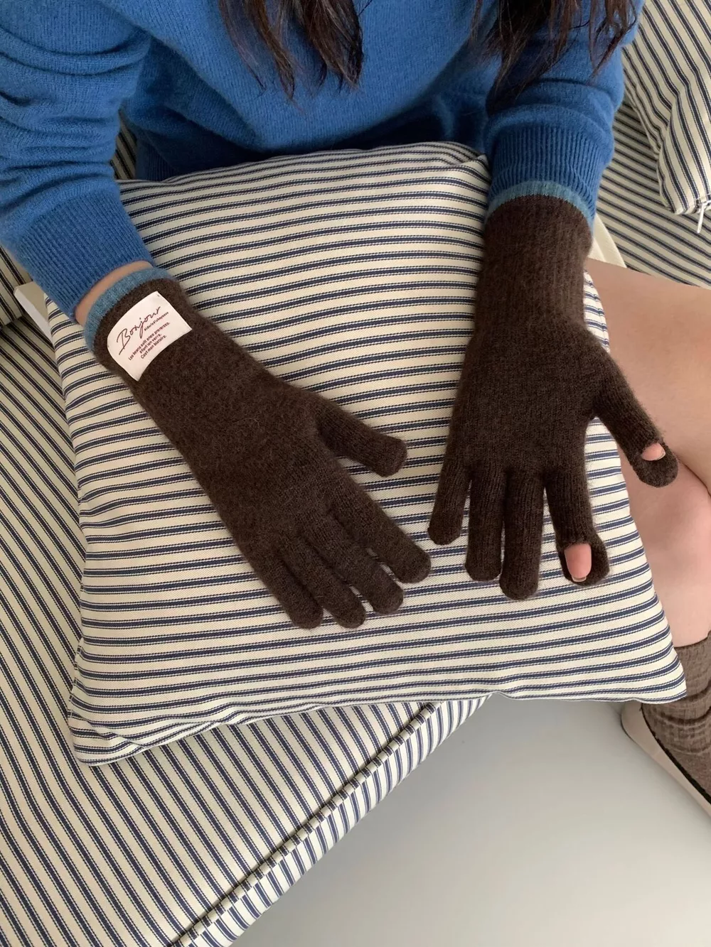 Cozy Knit Touchscreen Gloves