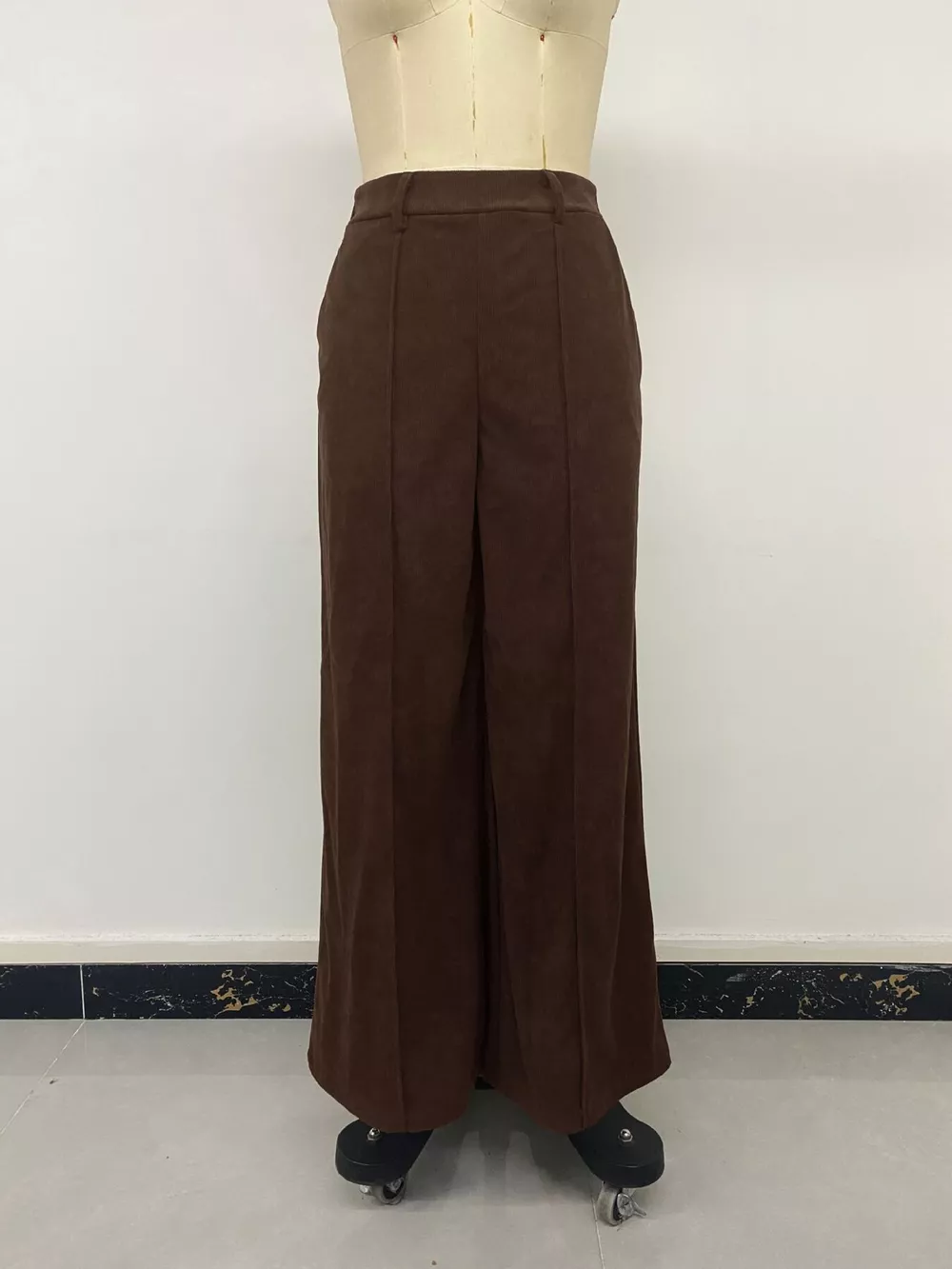 High-Waisted Wide-Leg Pants, image 9