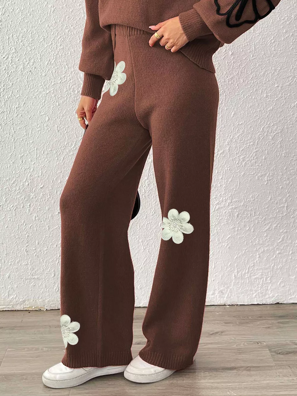 High-Waisted Wide-Leg Sweater Pants with Floral Beaded Decor, image 6