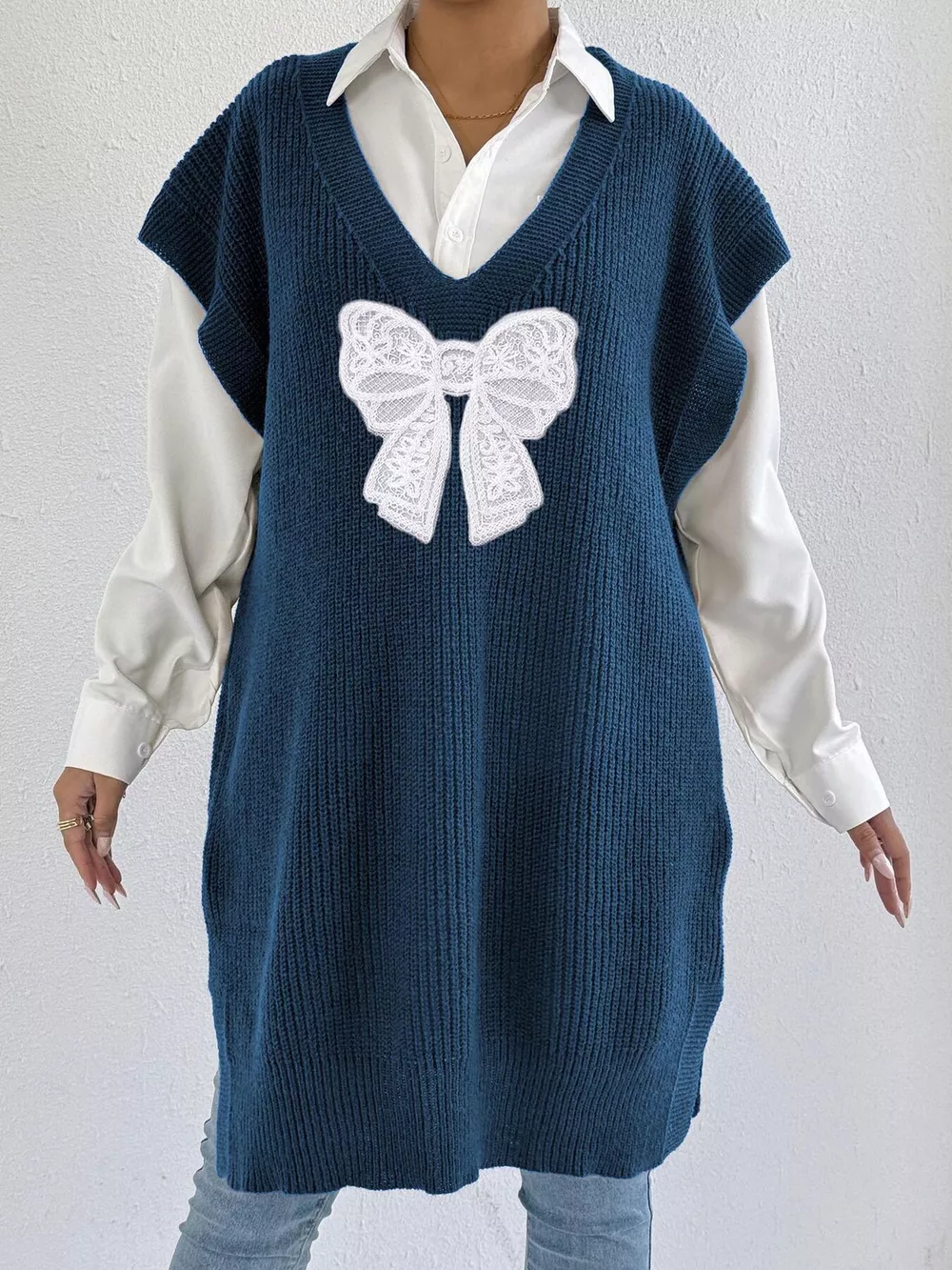 Embroidered Bow V-Neck Sweater Vest, image 8