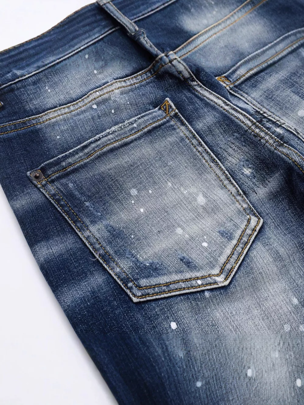 Men's Distressed Paint Splatter Slim Fit Jeans, image 3