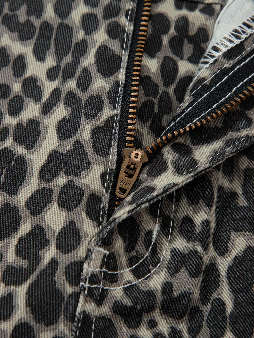 Leopard Print High Waist Barrel Jeans, image 3