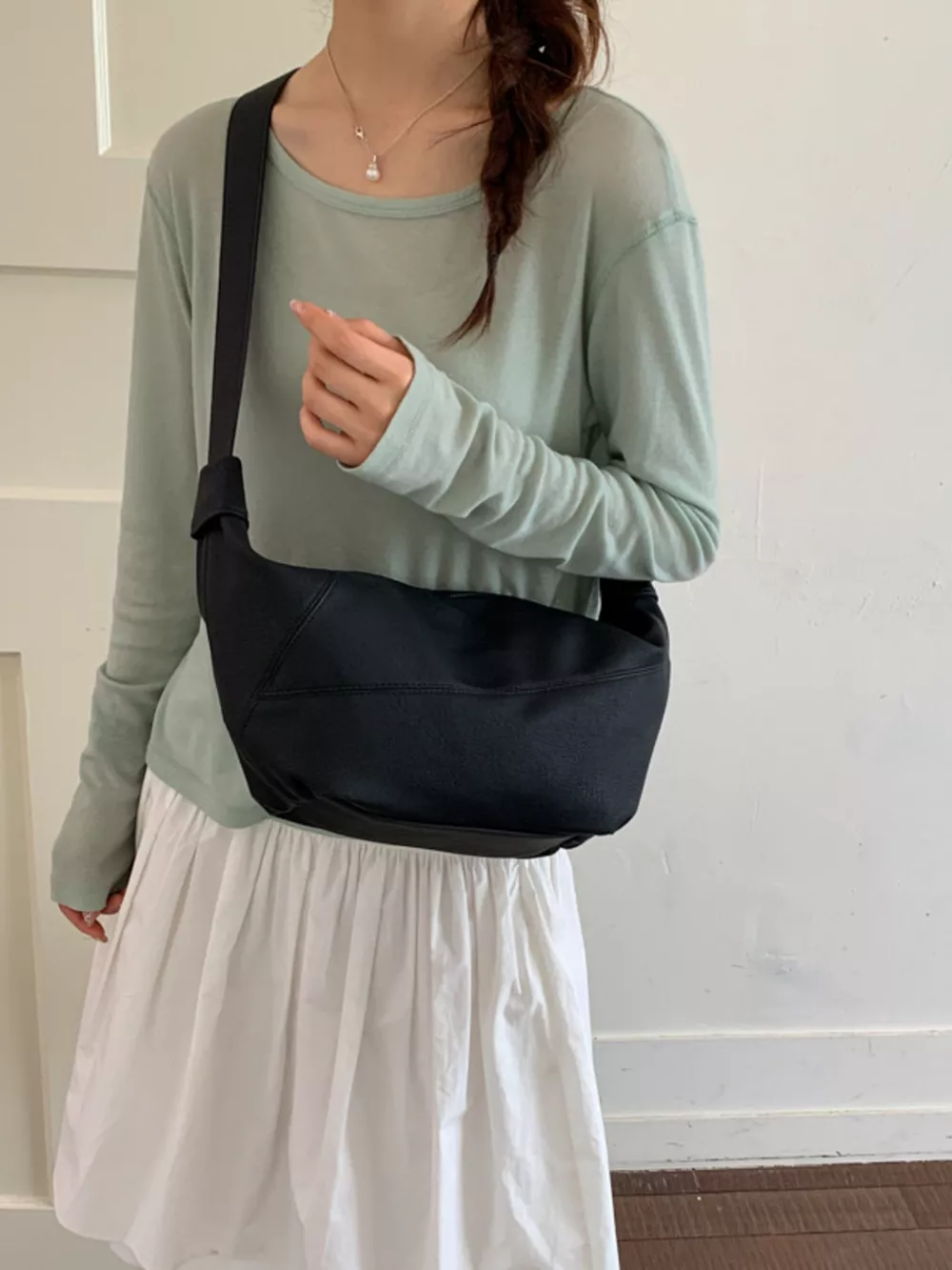 Adjustable Strap Crescent Crossbody Bag, image 2