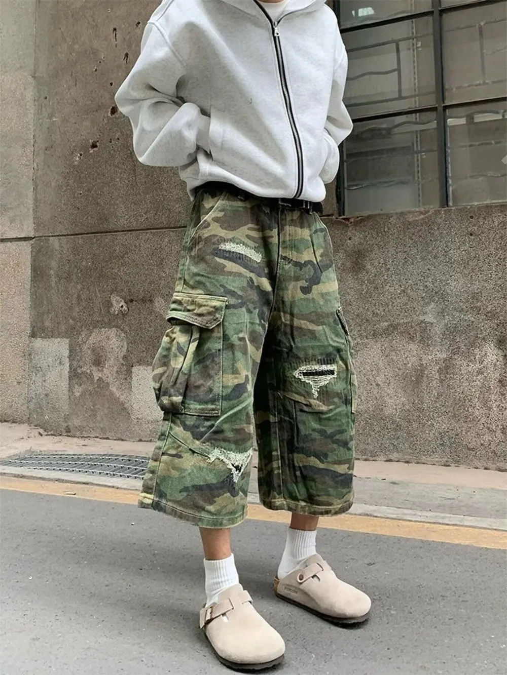 Men's Plus Size Distressed Camouflage Cargo Capris Jeans, image 2