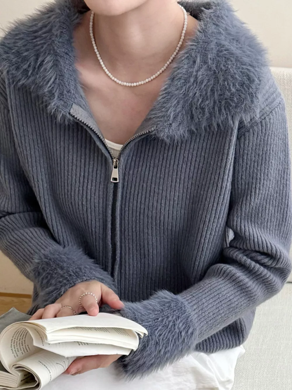 Fluffy Trim Zip-Up Cardigan, image 2